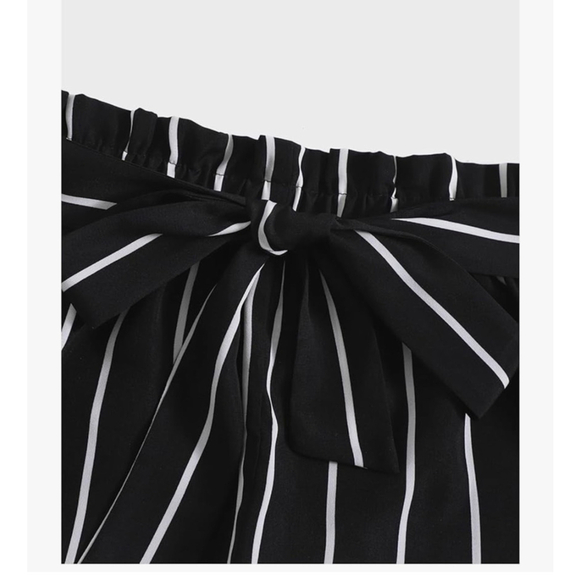 Women's Black White Striped High Waist Shorts XS - Picture 6 of 6